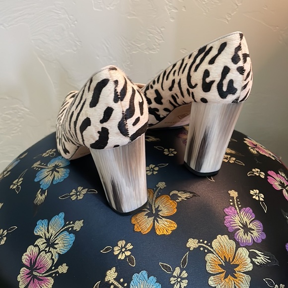 Leopard NWOT Donald Pliner Heels Size 6.5 - Picture 4 of 7